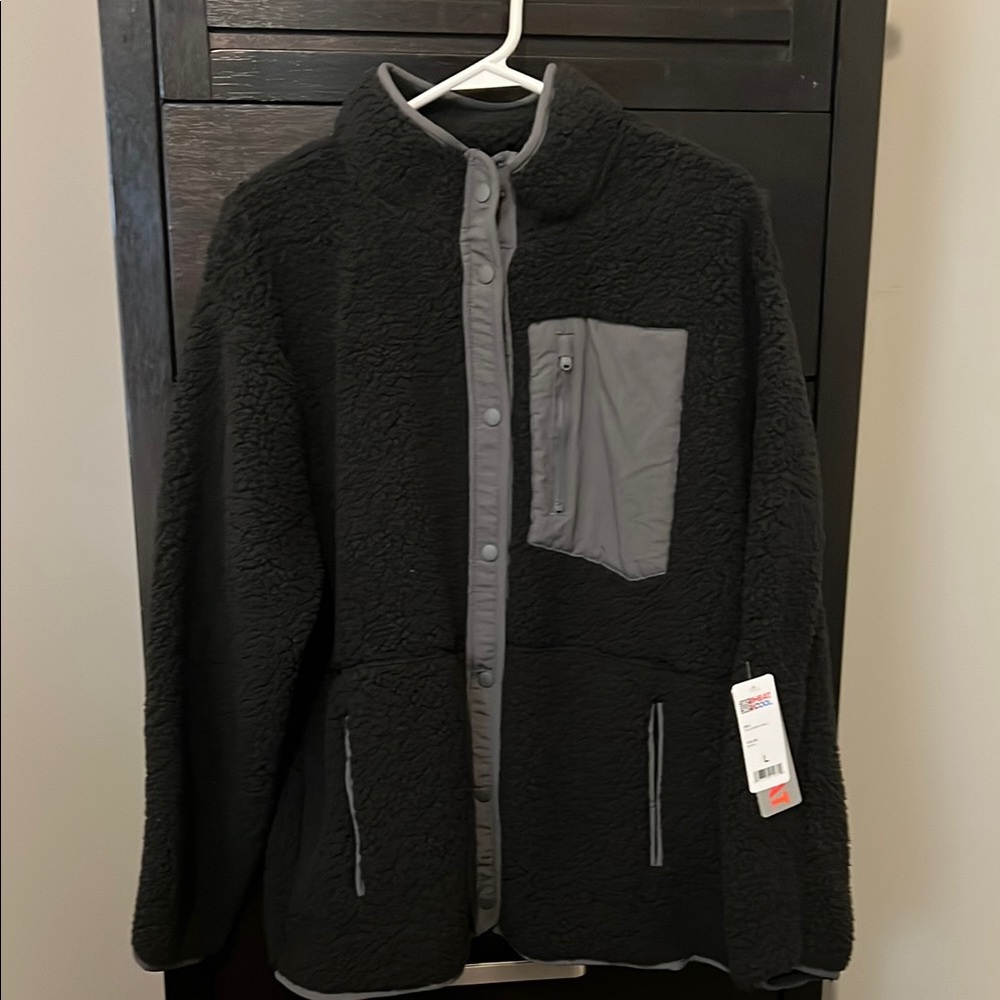 32 Degrees Lightweight Black and Gray Shirt Jacket